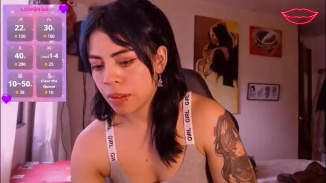 Image 8 of biigbooty_ Stream on Chaturbate on 2 months ago