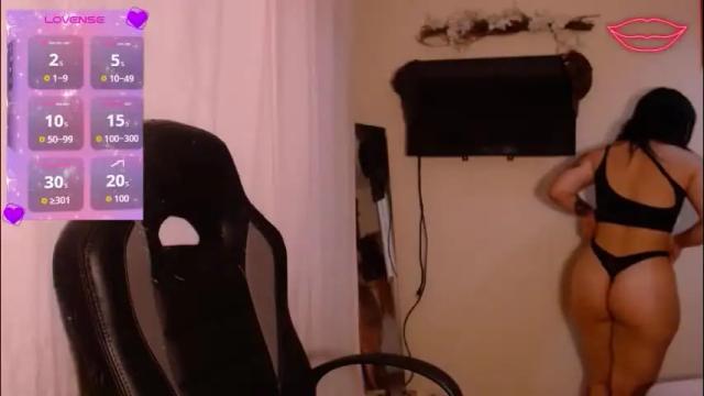 Image 2 of biigbooty_ Stream on Chaturbate on 25 days ago