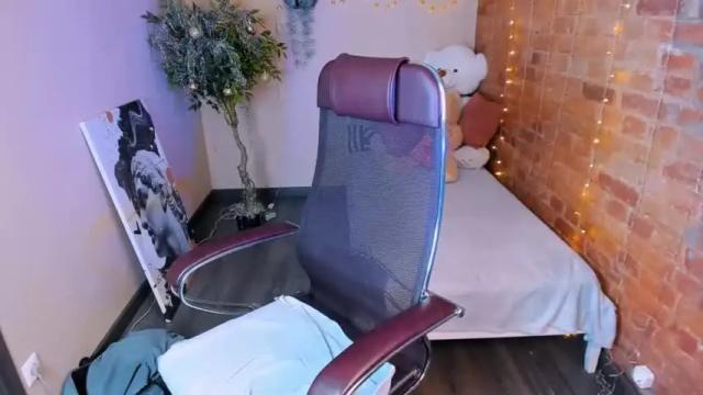 Thumbnail 1, bimboxme's Stream at Chaturbate, 17 months ago