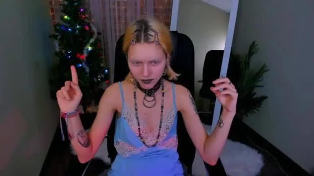 Image 11 of bimboxme Stream on Chaturbate on 17 months ago