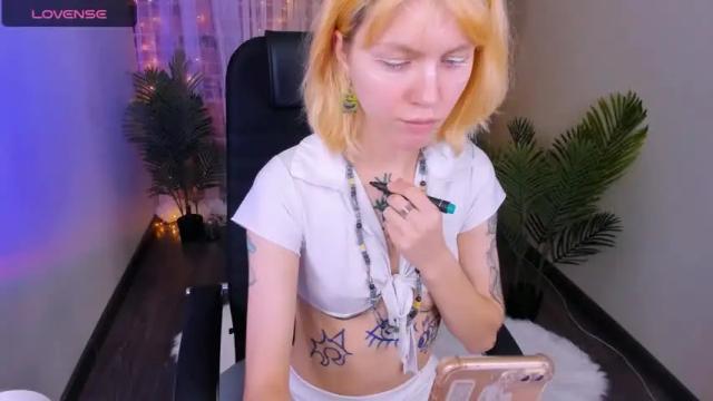 Thumbnail 2, bimboxme's Stream at Chaturbate, 16 months ago