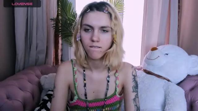 Image 7 of bimboxme Stream on Chaturbate on 15 months ago