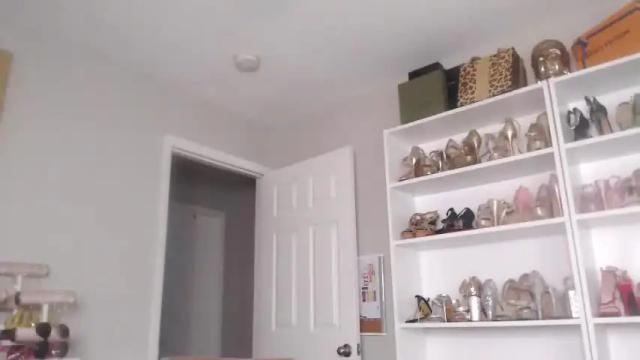 Image 11 of birthdayprincess Stream on Chaturbate on 18 months ago