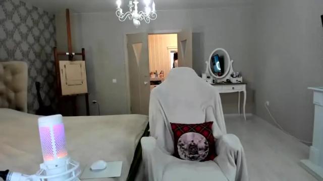 Image 10 of biss_miss Stream on Chaturbate on 12 months ago