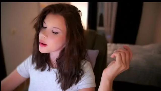 Image 4 of bitter_moon Stream on Chaturbate on 4 months ago