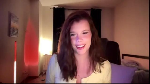 Image 10 of bitter_moon Stream on Chaturbate on 4 months ago