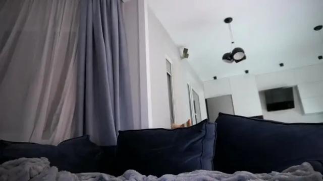 Image 4 of bitter_moon Stream on Chaturbate on 1 month ago