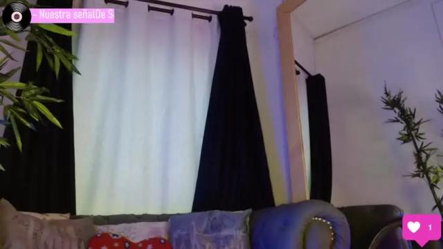 Image 2 of bittersweetchherry Stream on Chaturbate on 14 months ago