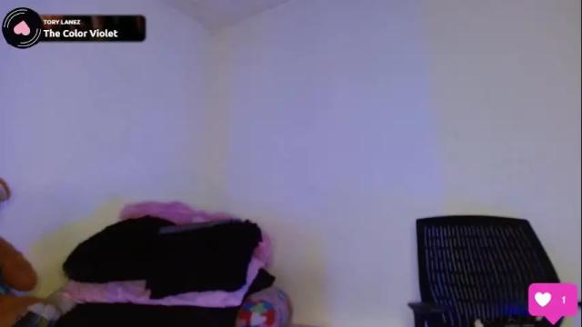 Image 3 of bittersweetchherry Stream on Chaturbate on 1 month ago