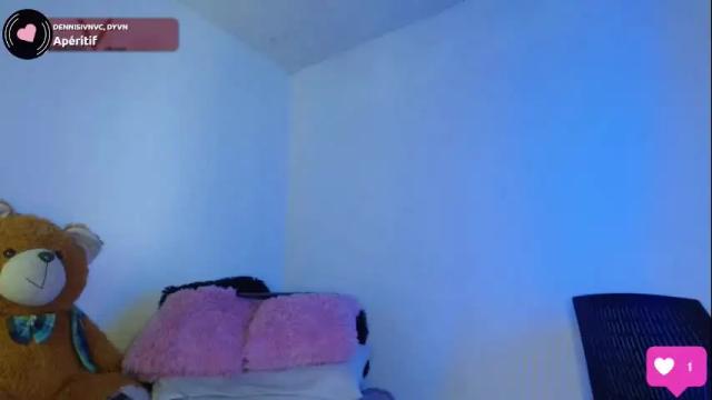 Image 6 of bittersweetchherry Stream on Chaturbate on 19 days ago
