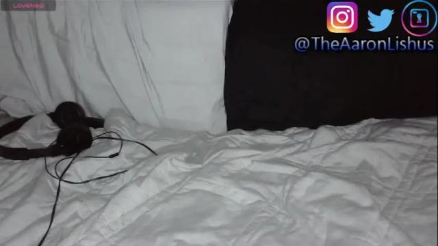 Image 12 of bizarre99 Stream on Chaturbate on 1 month ago