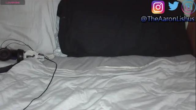 Image 2 of bizarre99 Stream on Chaturbate on 2 months ago