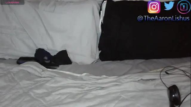 Image 12 of bizarre99 Stream on Chaturbate on 1 month ago