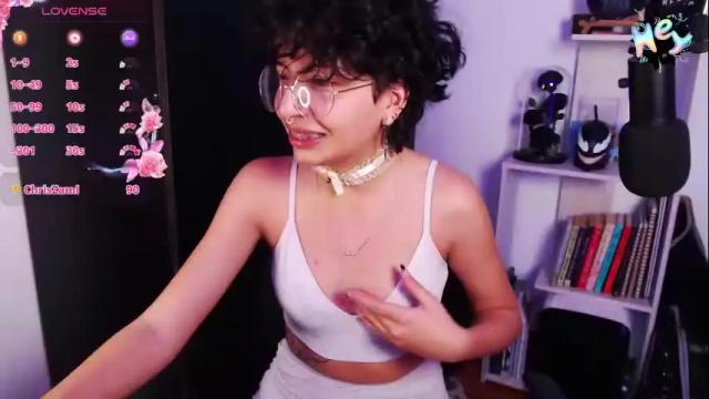 Image 4 of bjoneyy Stream on Chaturbate on 1 month ago