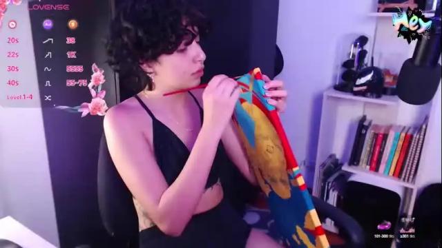Image 8 of bjoneyy Stream on Chaturbate on 11 days ago
