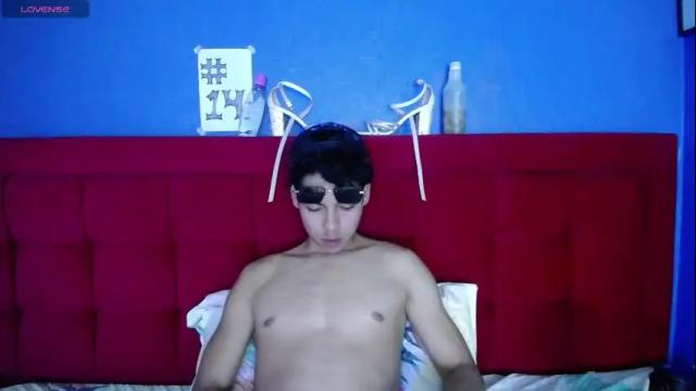 Image 6 of blacckandwhitte Stream on Chaturbate on 26 days ago