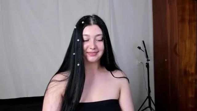 Image 10 of black_berry_bla_ck Stream on Chaturbate on 2 days ago