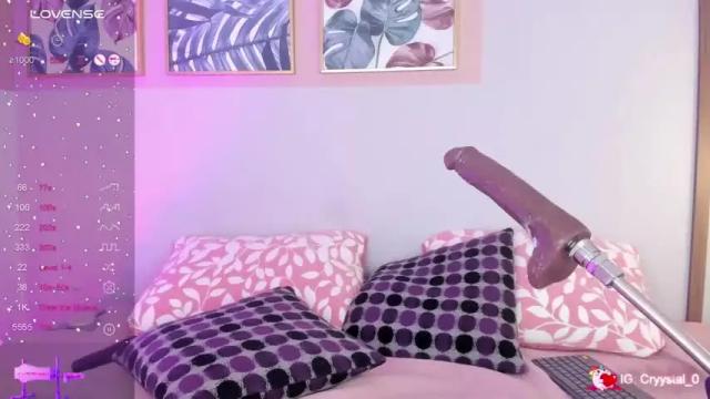 Image 7 of black_cryystal Stream on Chaturbate on 12 months ago