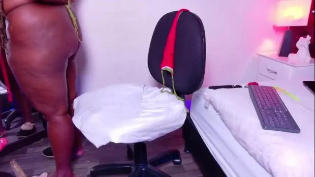Image 2 of black_pussydoll Stream on Chaturbate on 29 days ago