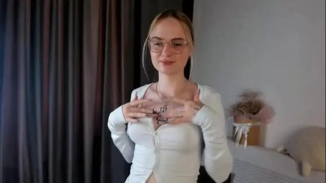 Image 2 of black_sharon Stream on Chaturbate on 12 days ago