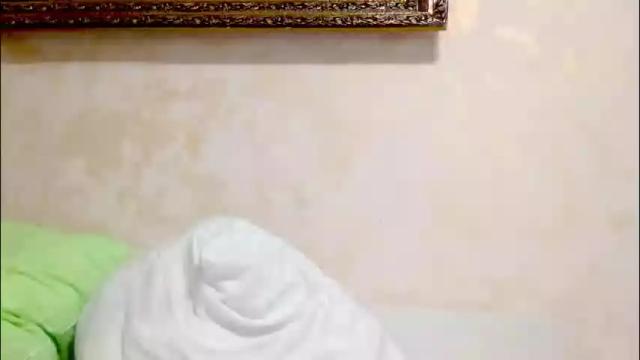 Image 2 of black_sswan Stream on Chaturbate on 2 months ago