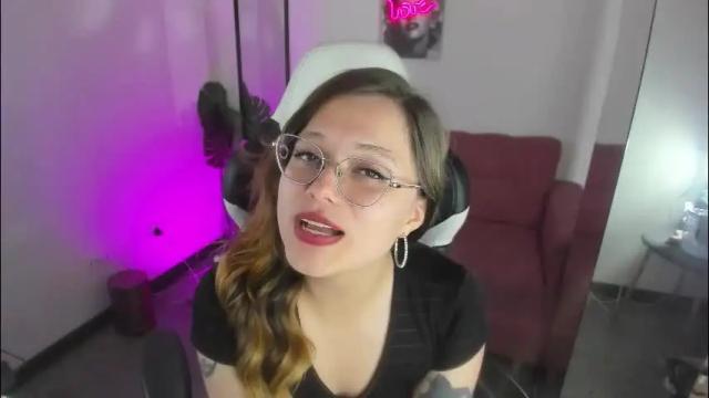 Image 8 of blackberry_s Stream on Chaturbate on 1 month ago