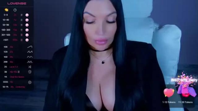 Image 3 of blackberry_star Stream on Chaturbate on 15 months ago