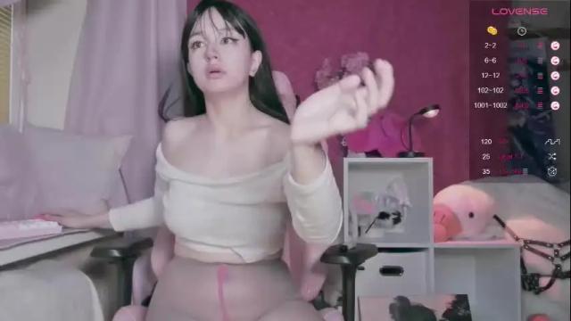 Image 7 of blackberrybae Stream on Chaturbate on 14 days ago