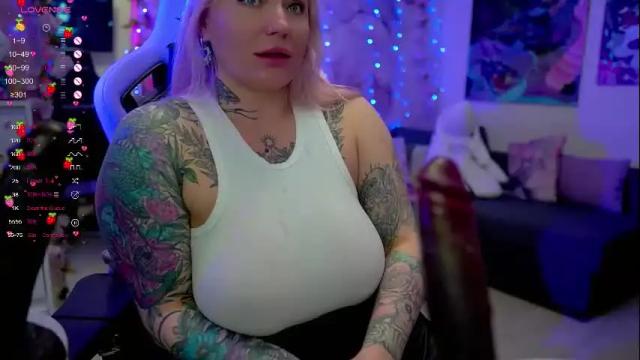 Image 8 of blackedbarbie Stream on Chaturbate on 6 days ago