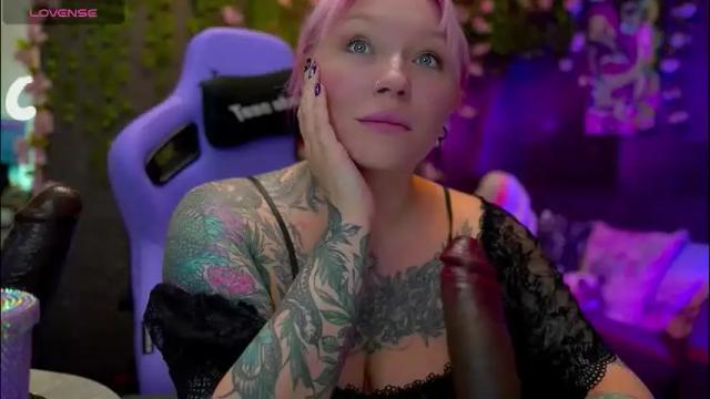 Image 4 of blackedbarbie Stream on Chaturbate on 3 months ago