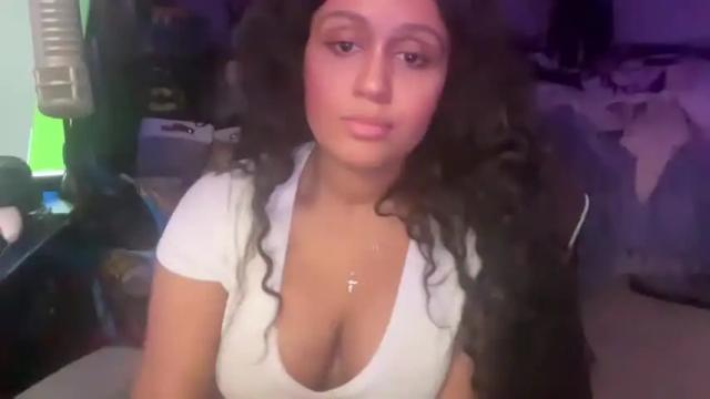 Image 2 of blackgurlkitty Stream on Chaturbate on 22 days ago