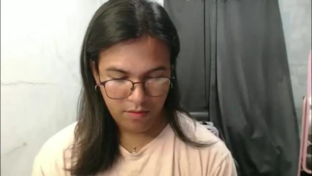 Image 7 of blackpinayts Stream on Chaturbate on 26 days ago