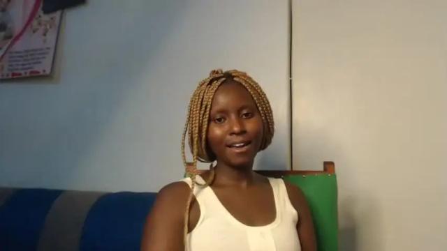Image 11 of blackprettie Stream on Chaturbate on 18 months ago