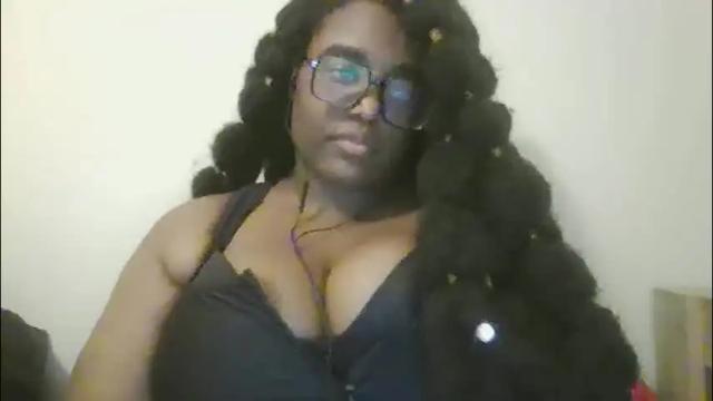 Image 12 of blackqueennie Stream on Chaturbate on 2 months ago