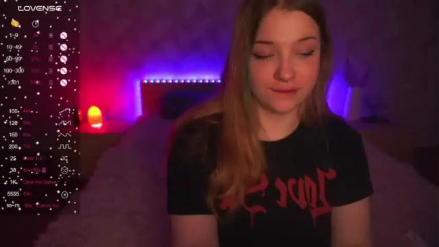 Image 3 of blackreddevil Stream on Chaturbate on 15 months ago