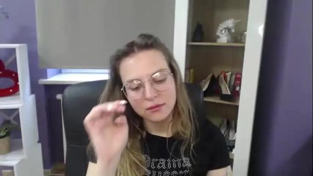 Image 8 of blackrosezoey Stream on Chaturbate on 2 months ago