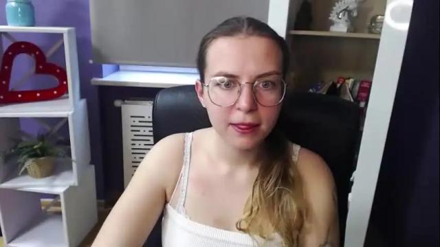 Image 2 of blackrosezoey Stream on Chaturbate on 1 month ago