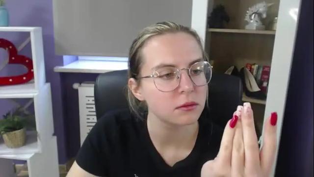 Image 2 of blackrosezoey Stream on Chaturbate on 1 month ago