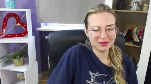 Image 11 of blackrosezoey Stream on Chaturbate on 25 days ago