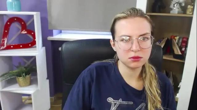 Image 4 of blackrosezoey Stream on Chaturbate on 25 days ago