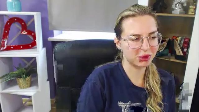 Image 7 of blackrosezoey Stream on Chaturbate on 25 days ago