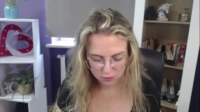 Image 6 of blackrosezoey Stream on Chaturbate on 6 days ago