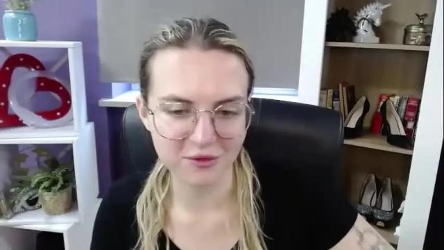 Image 11 of blackrosezoey Stream on Chaturbate on 3 days ago