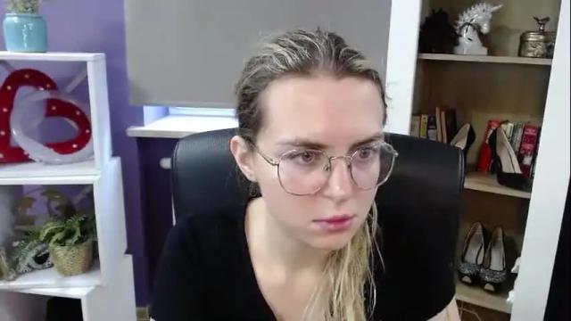 Image 3 of blackrosezoey Stream on Chaturbate on 3 days ago