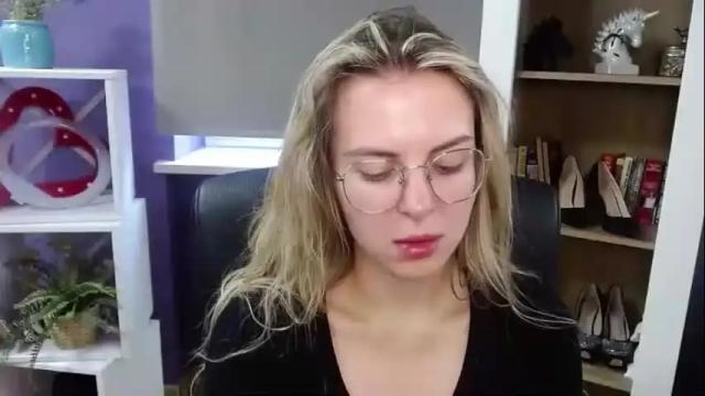 Image 10 of blackrosezoey Stream on Chaturbate on 1 month ago