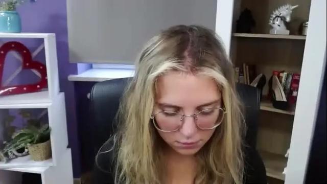 Image 10 of blackrosezoey Stream on Chaturbate on 1 month ago