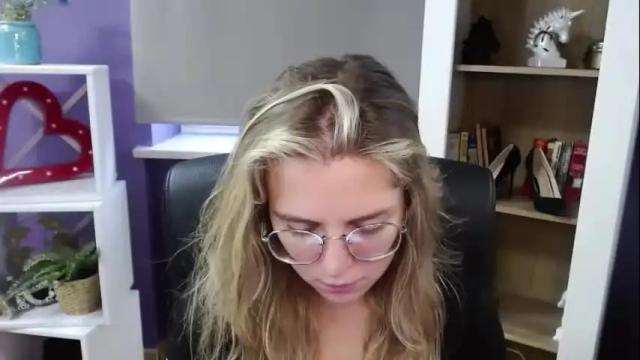 Image 11 of blackrosezoey Stream on Chaturbate on 1 month ago