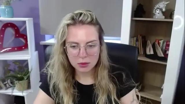 Image 8 of blackrosezoey Stream on Chaturbate on 1 month ago