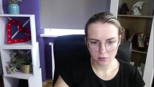 Image 6 of blackrosezoey Stream on Chaturbate on 28 days ago
