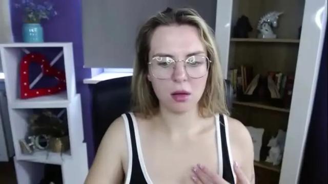 Image 8 of blackrosezoey Stream on Chaturbate on 23 days ago